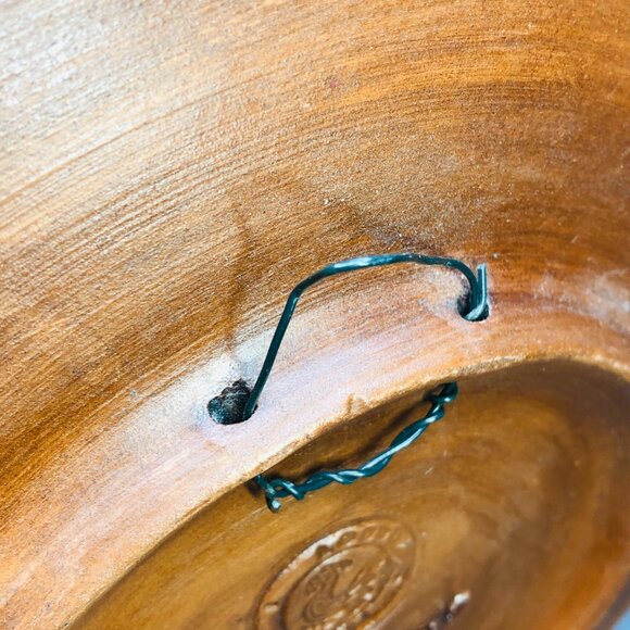 Vintage LODDO DORGALI Chartreuse Peacock Couple Pottery Wall Hanging - Picture 8 of 10